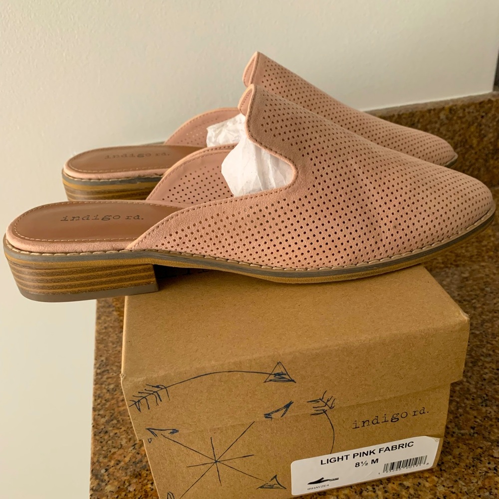 Indigo Road Light Pink Slides Size 8.5 Brand New